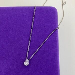💛 Dazzling Silver Teardrop Crystal Necklace | Minimal Dainty Pendant | Sparkly